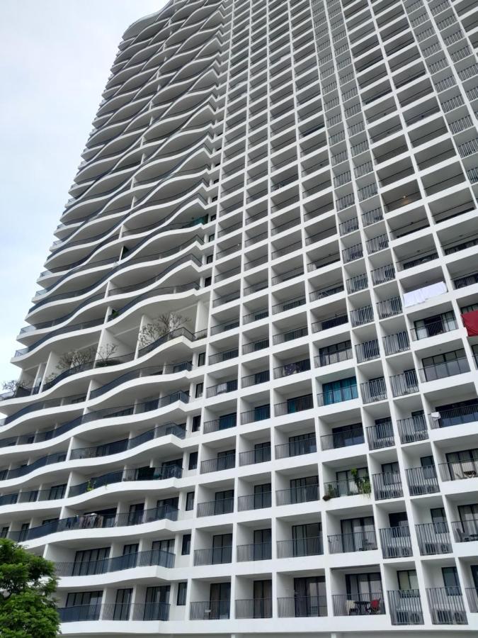 The Landmark Comfort Relax Spacious Sea View By Iz Tanjung Tokong Εξωτερικό φωτογραφία